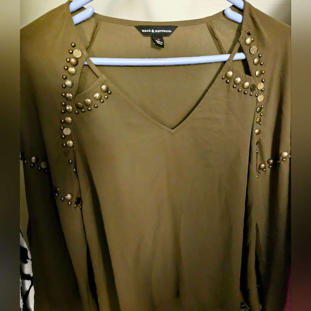 Woman's top
